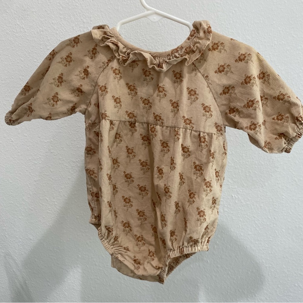 Noralee Floral Baby Romper Size 6mo